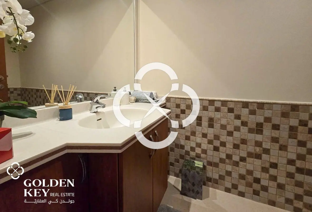 High Floor | FF - 2 Bedrooms with Full Marina View
