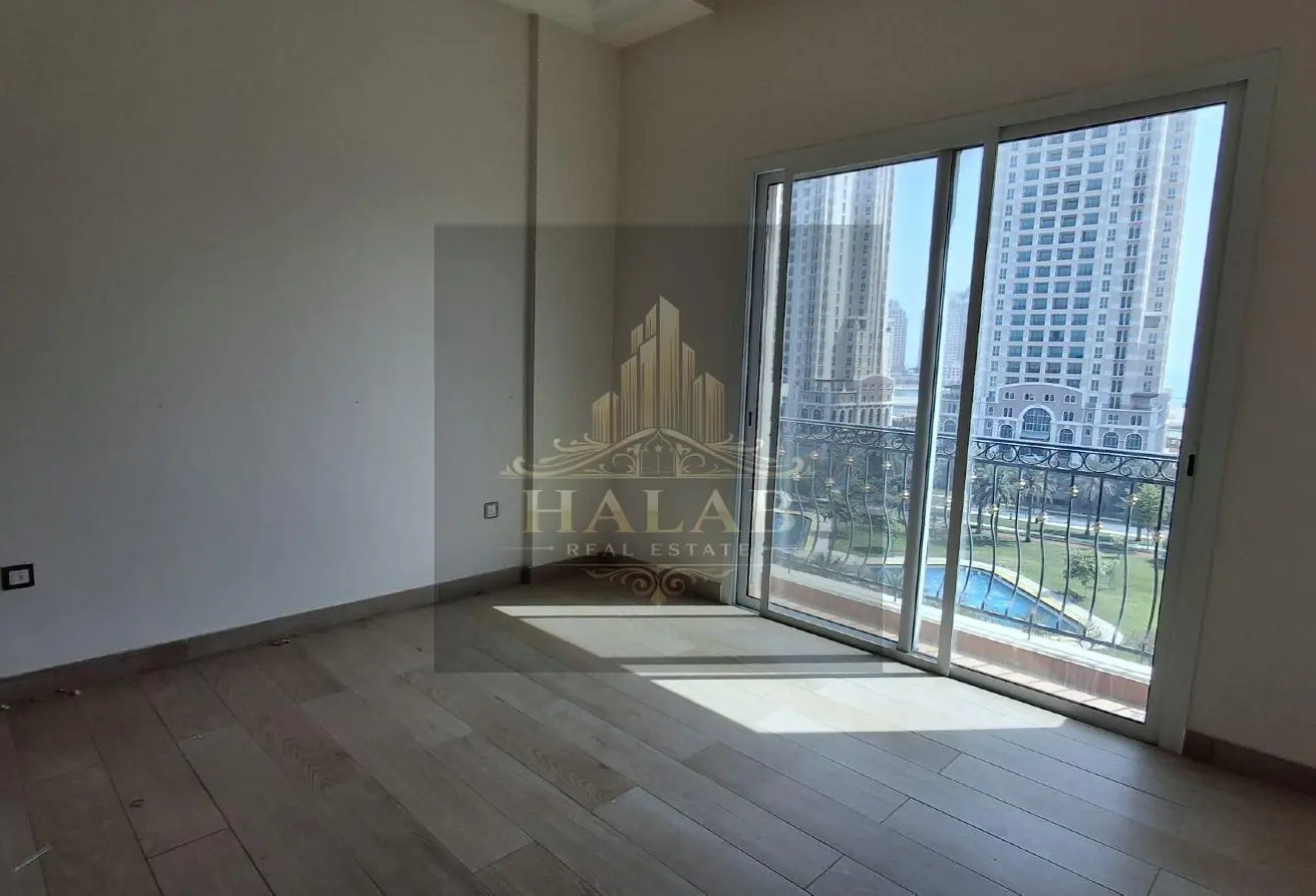 SPACIOUS 3 BHK UNFURNISHED APARTMENT GIARDINO GARD