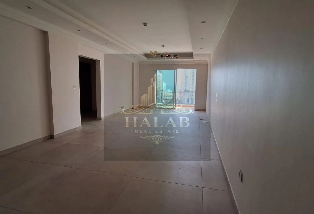 SPACIOUS 3 BHK UNFURNISHED APARTMENT GIARDINO GARD