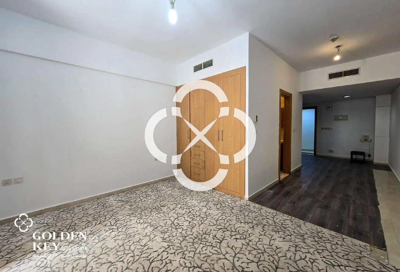 Spacious Layout | Modern SF- Studio | Title Deed