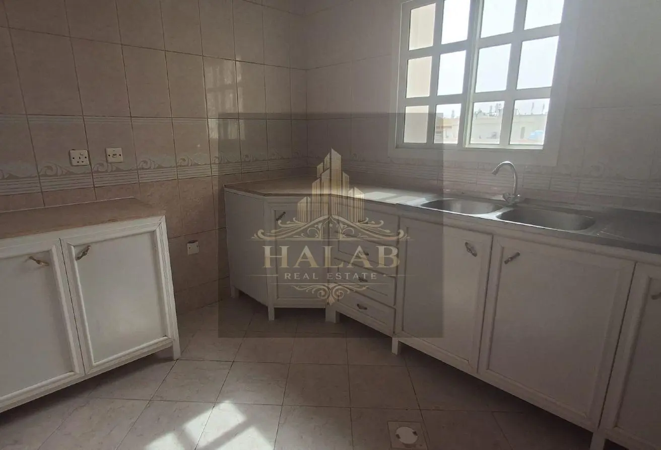 Well-Located 2BHK Apartment in Ibn Omran