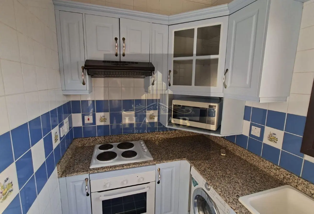 AMAZING 1 BHK FF IN A COMPOUND WITH BALCONY