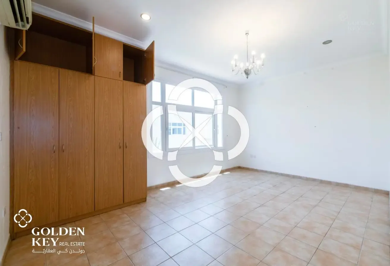 Contemporary Design | 3BR+Maid Villa | Ain Khaled