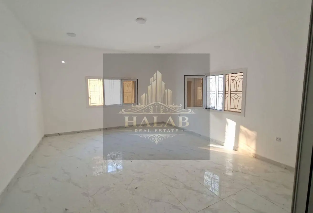 LUXURY 7 Master Bedroom Villa Big Yard Al Luqta