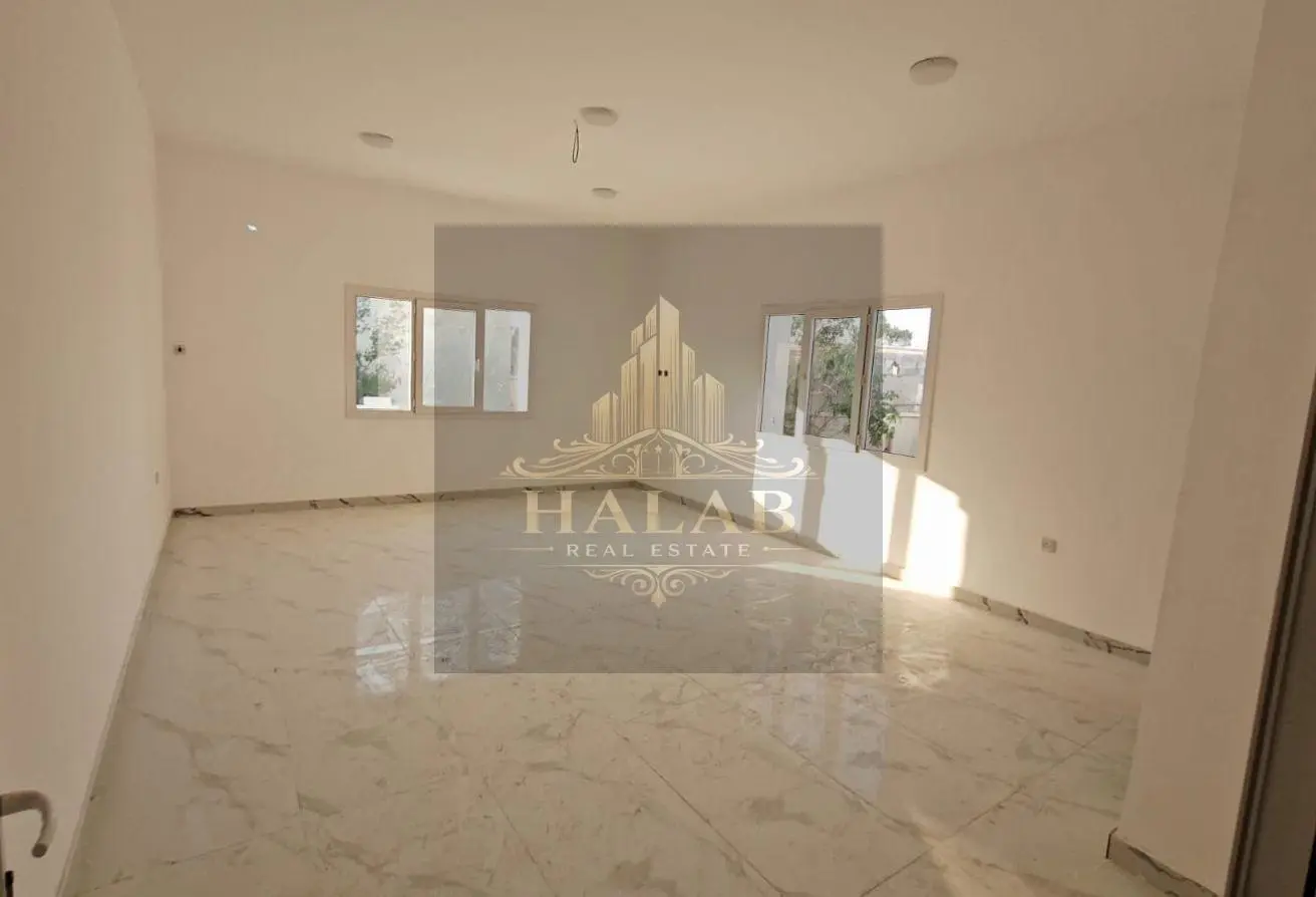 LUXURY 7 Master Bedroom Villa Big Yard Al Luqta - view 3