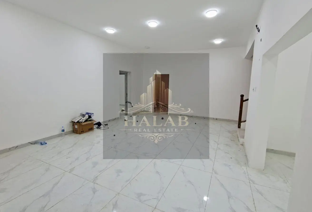LUXURY 7 Master Bedroom Villa Big Yard Al Luqta