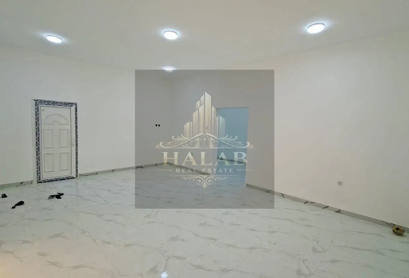 LUXURY 7 Master Bedroom Villa Big Yard Al Luqta