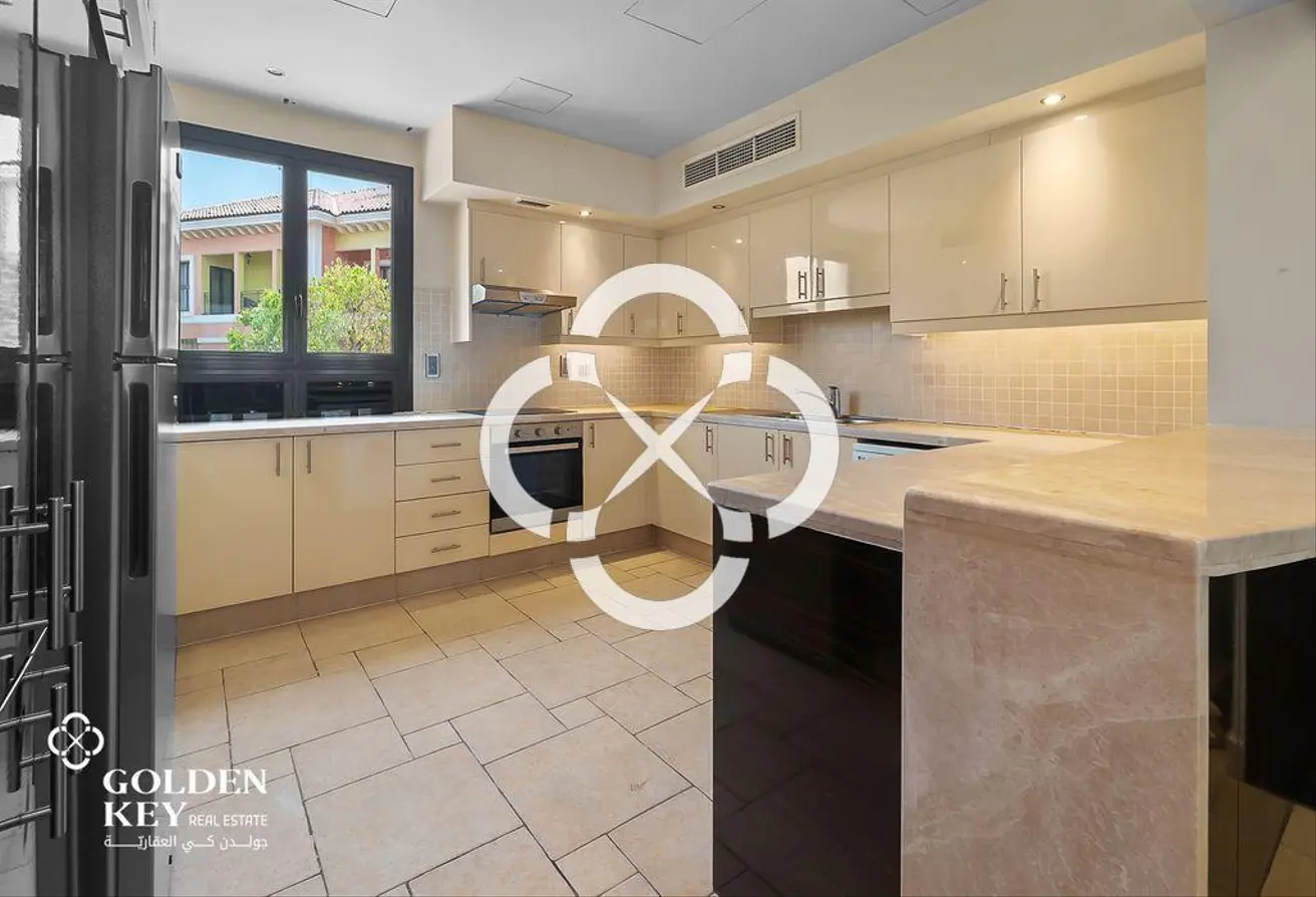 Elegant 4BR+Maid | Duplex | Beach Access | Q Quartier