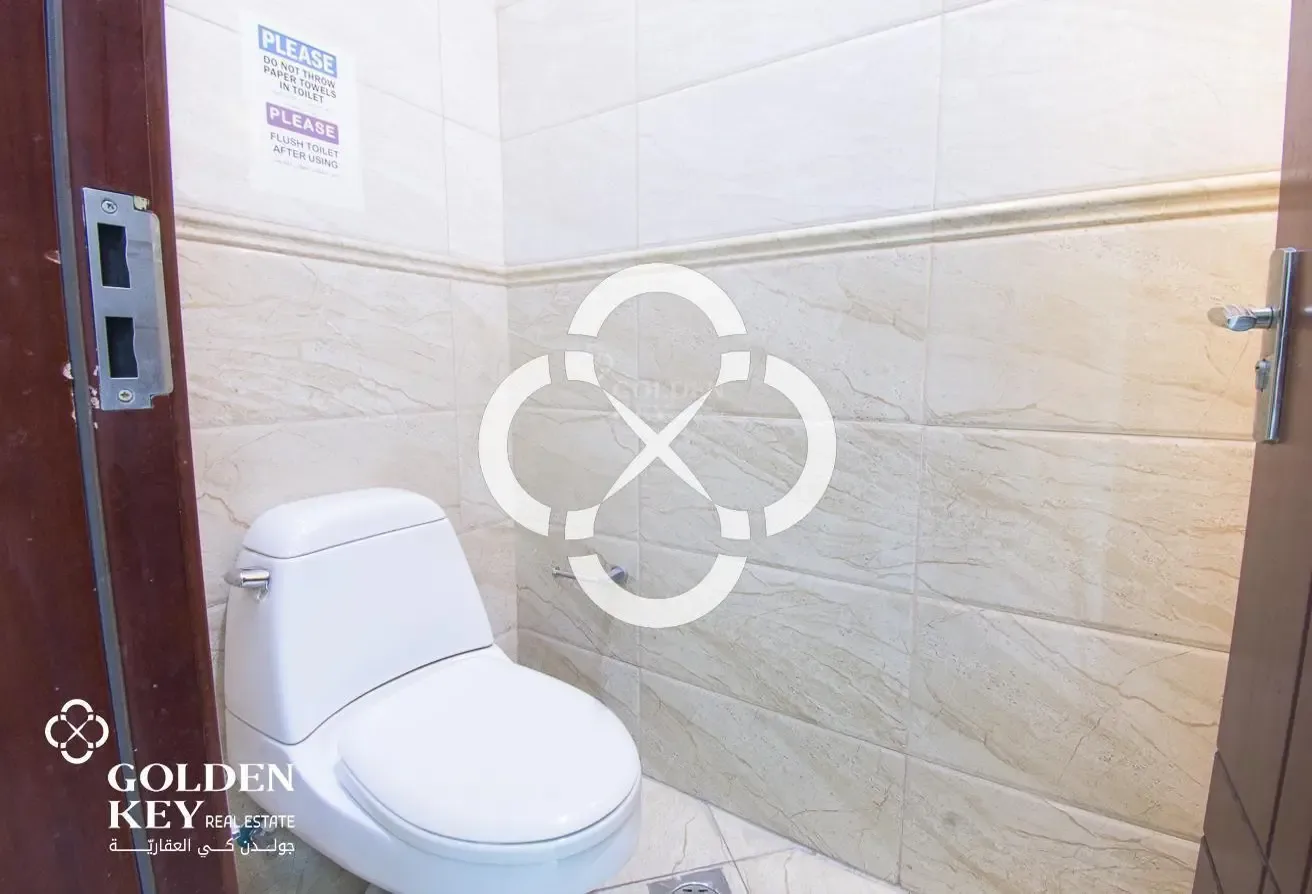Exclusive office for rent | 105 SQM |AL Muntazah