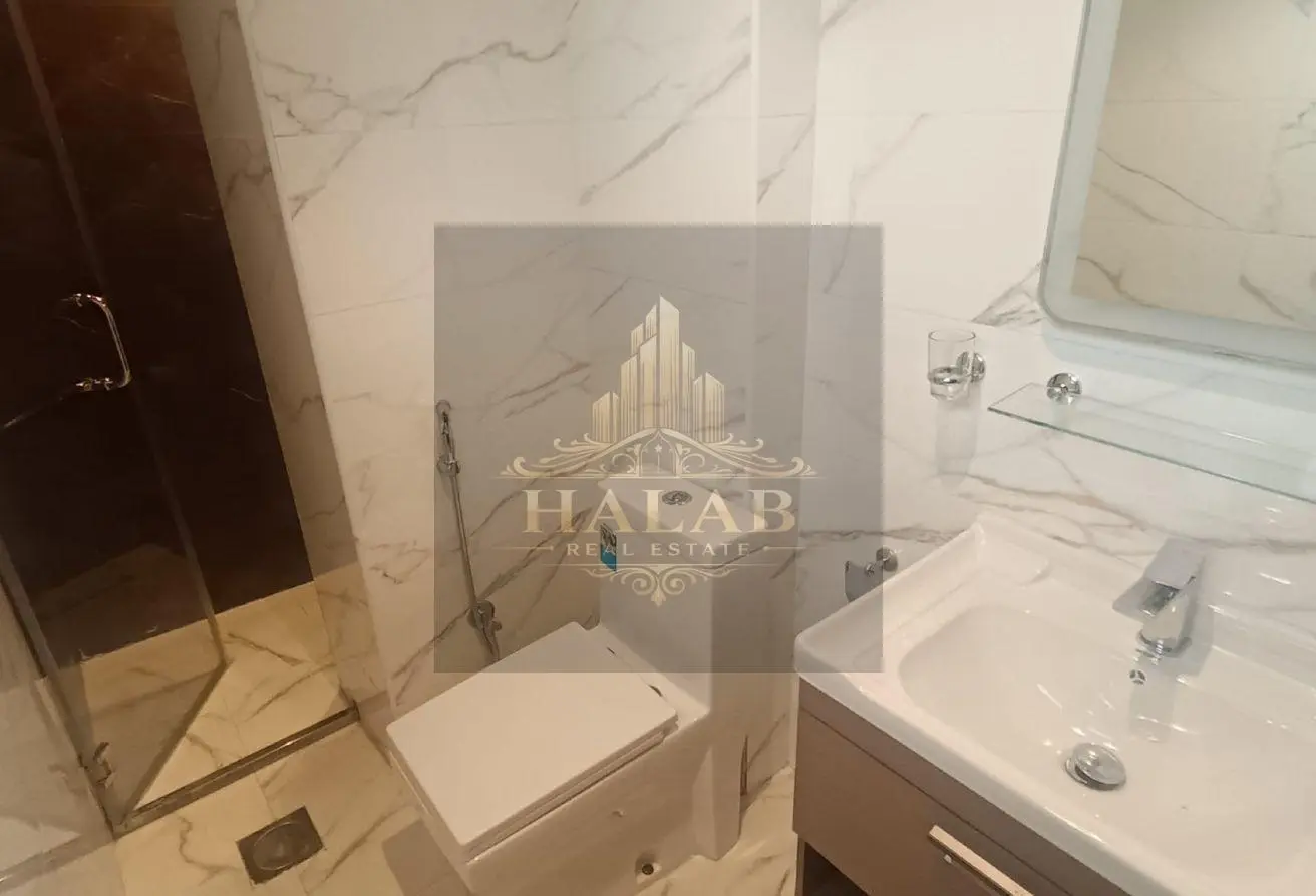 INCLUDED BILLS 3 BHK IN GIARDINO PEARL SEMI F