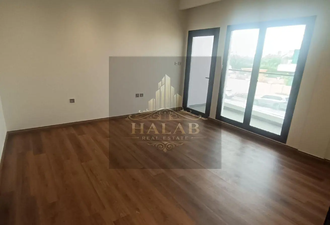 INCLUDED BILLS 3 BHK IN GIARDINO PEARL SEMI F