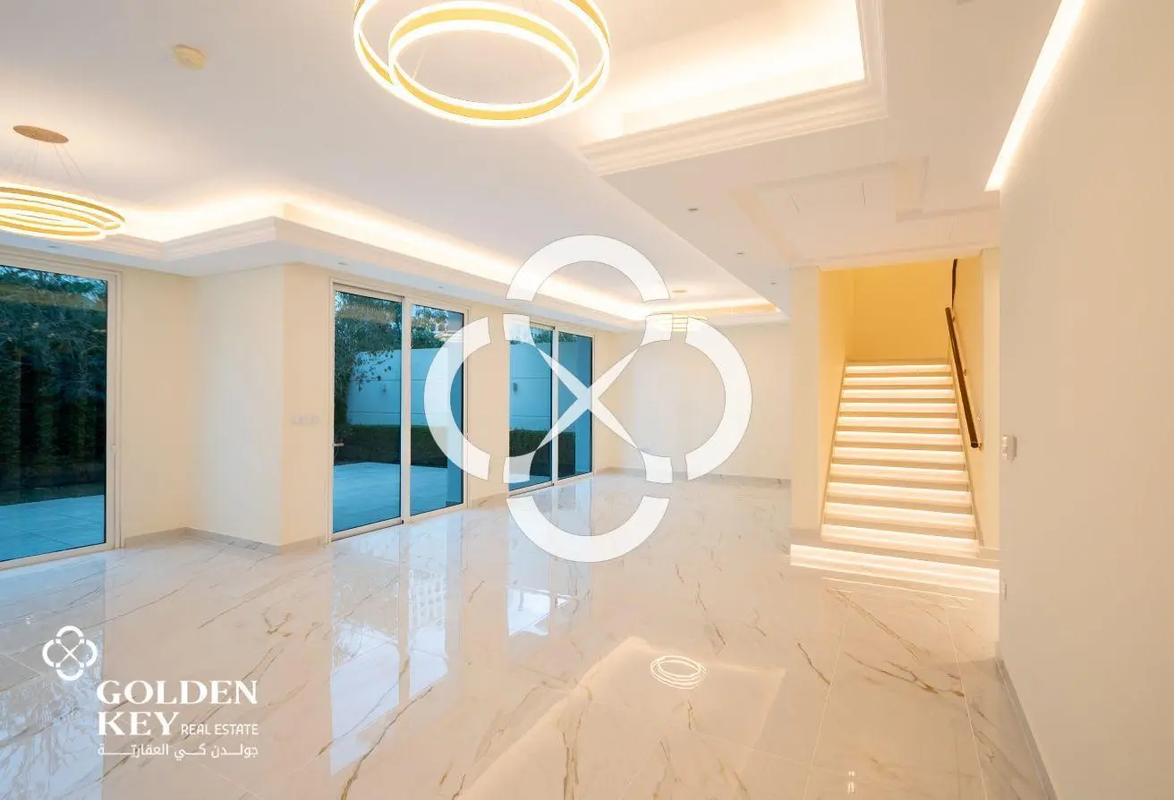 Spacious 6BR Villa | No Commission | Ready to Move