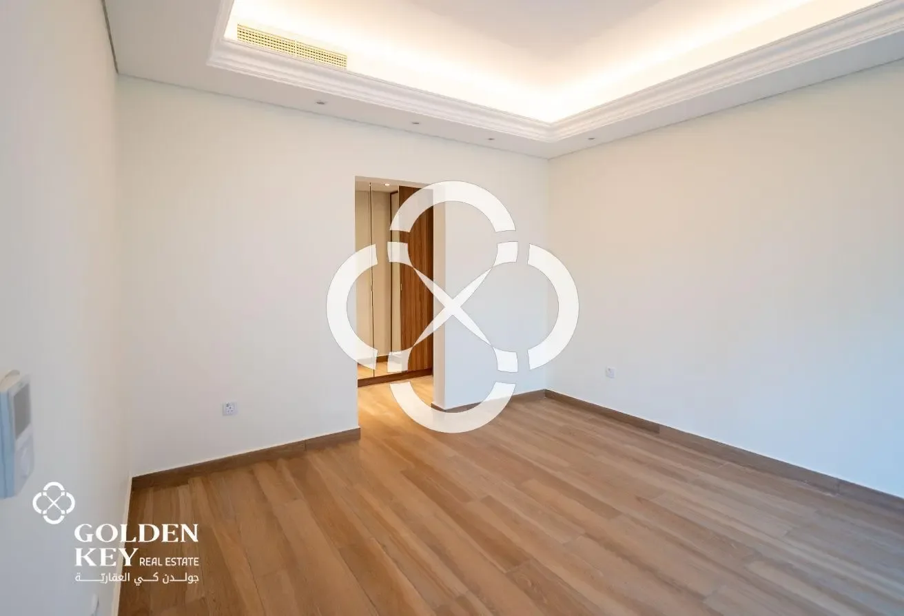 Spacious 6BR Villa | No Commission | Ready to Move