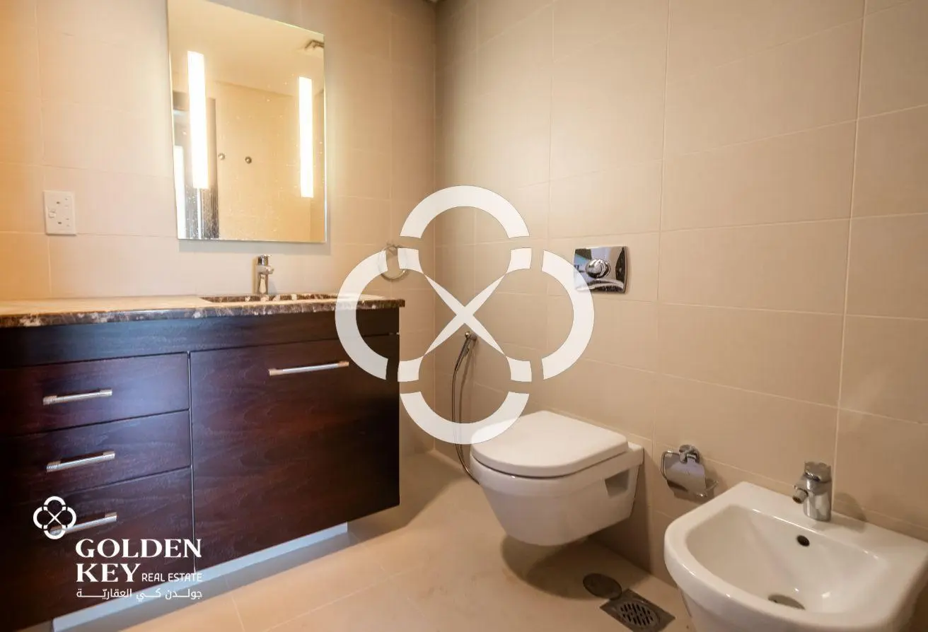BEACH ACCESS | BILLS INCLUDED | SEMI-FURNISHED