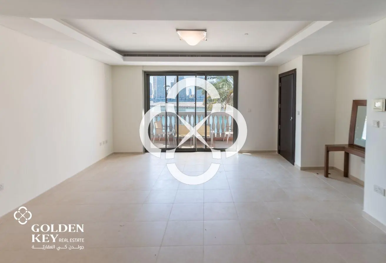 BEACH ACCESS | BILLS INCLUDED | SEMI-FURNISHED