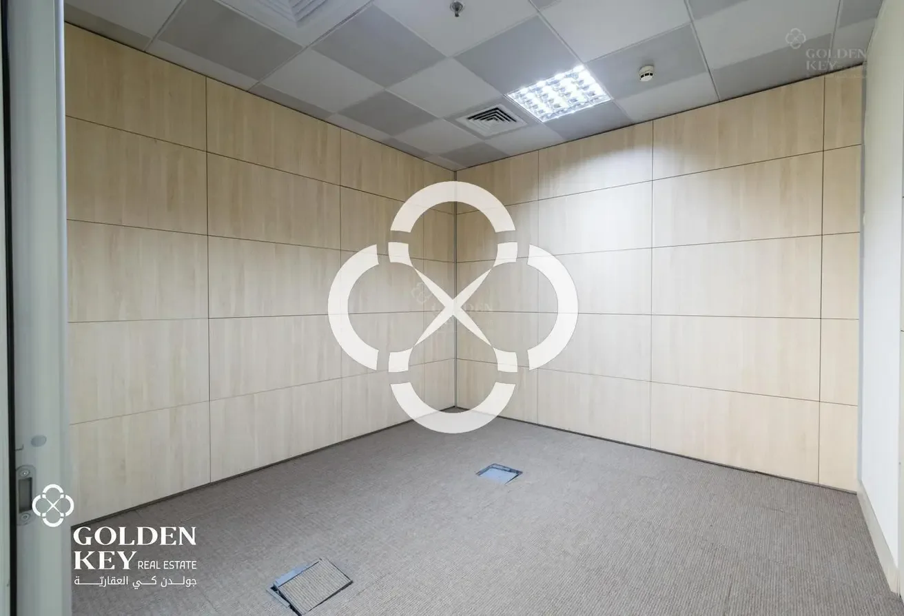High Floor Office Space | West Bay | Premium Tower