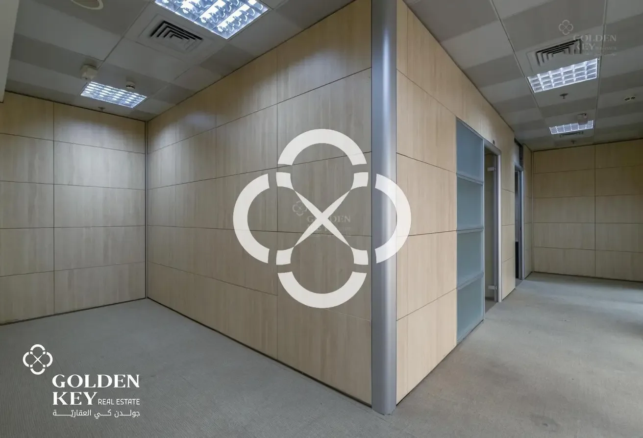 High Floor Office Space | West Bay | Premium Tower