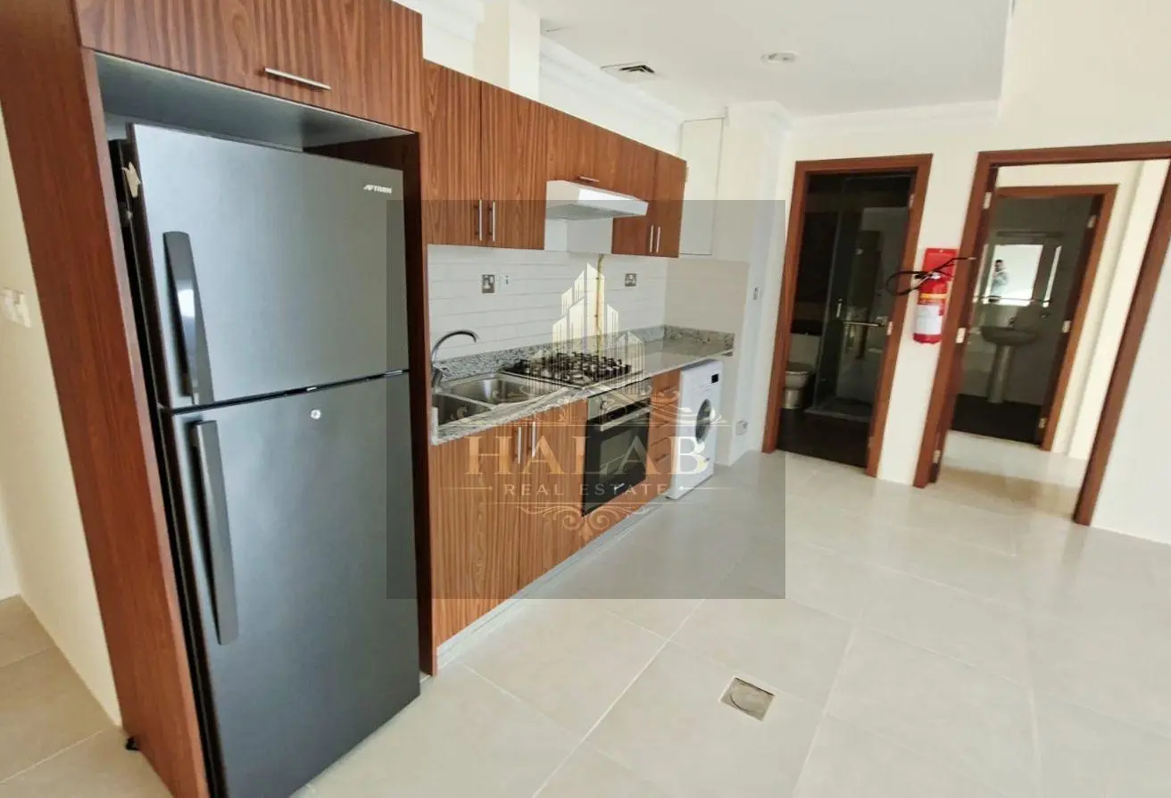 Semi-Furnished 1BR Apartment | Fox Hills