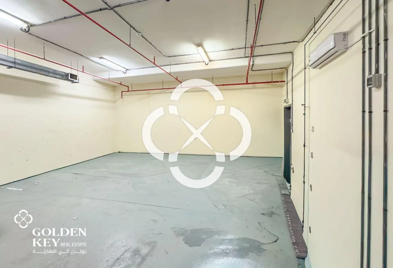 Ready Warehouse with AC for Rent | West Bay
