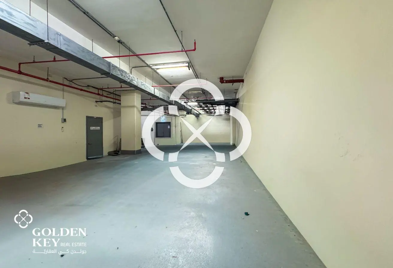 Ready Warehouse with AC for Rent | West Bay