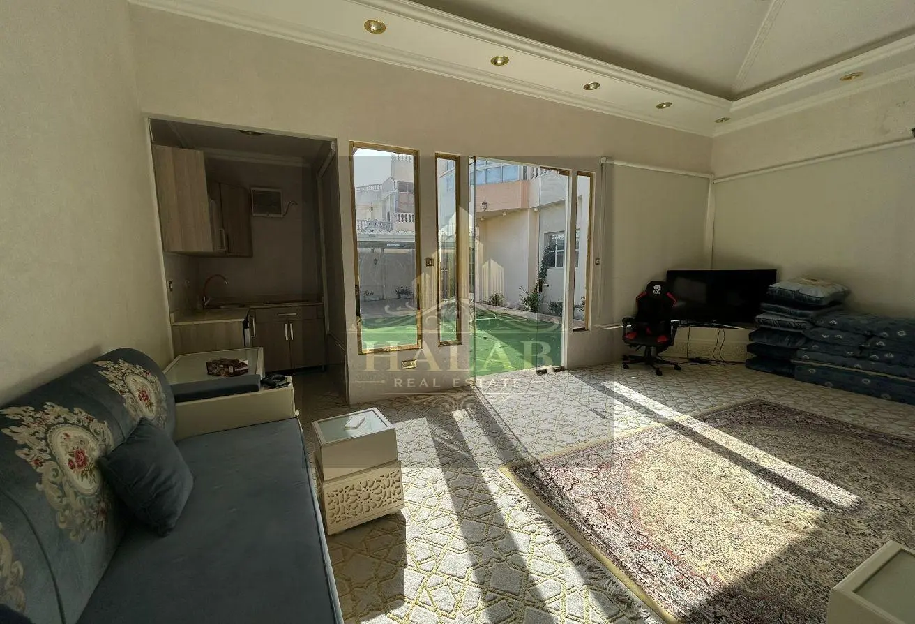 ELEGANT VILLA 6 bedrooms in MUAITHER - view 3