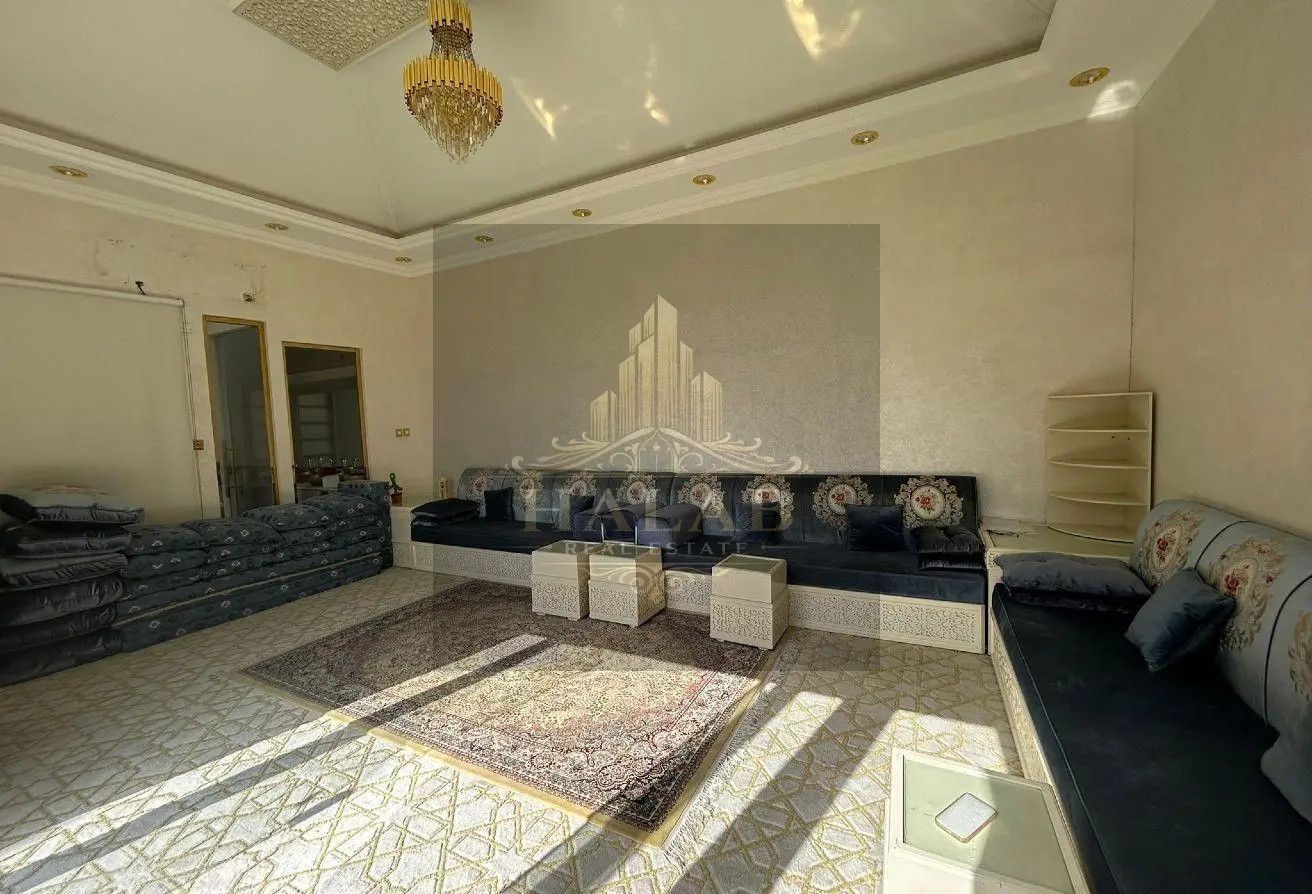 ELEGANT VILLA 6 bedrooms in MUAITHER