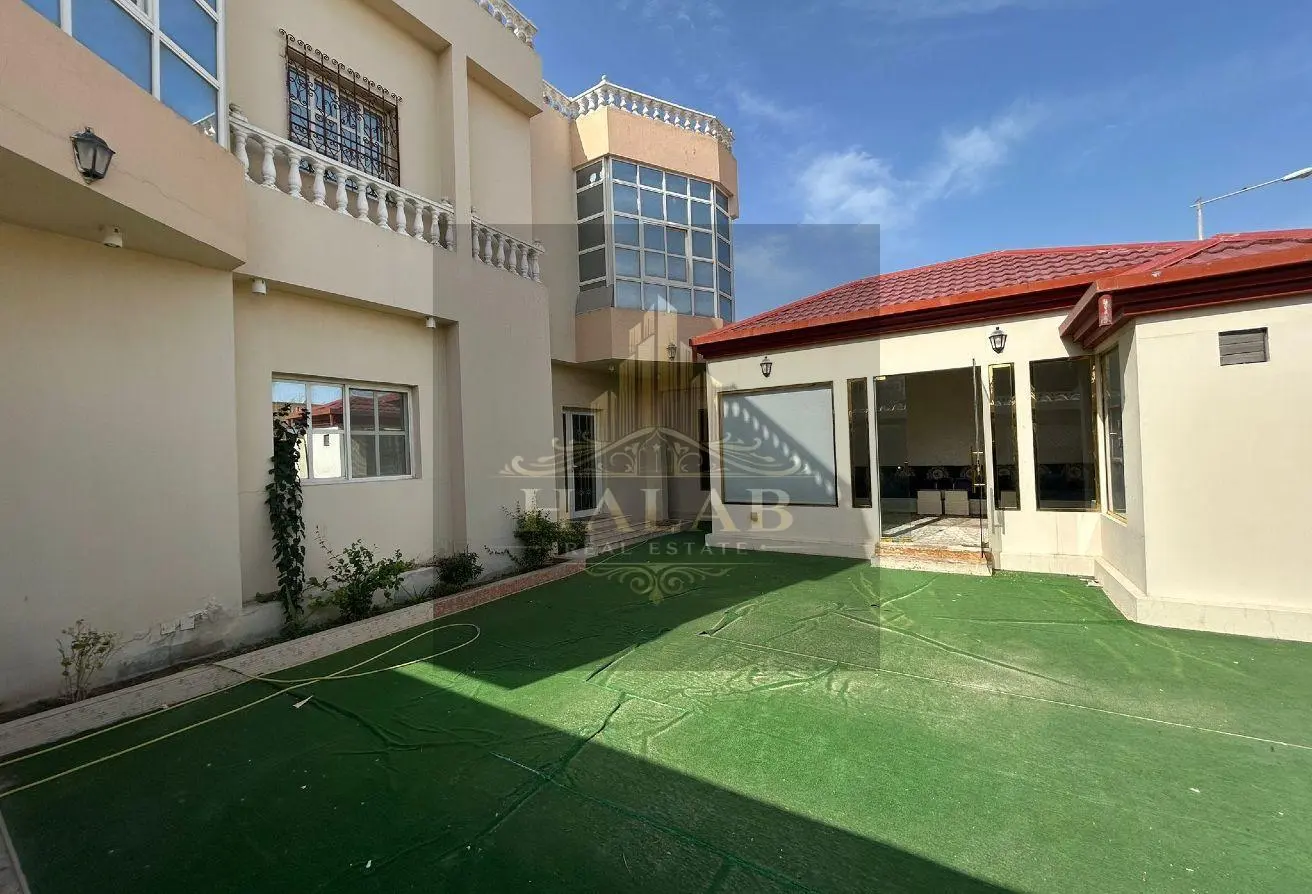 ELEGANT VILLA 6 bedrooms in MUAITHER