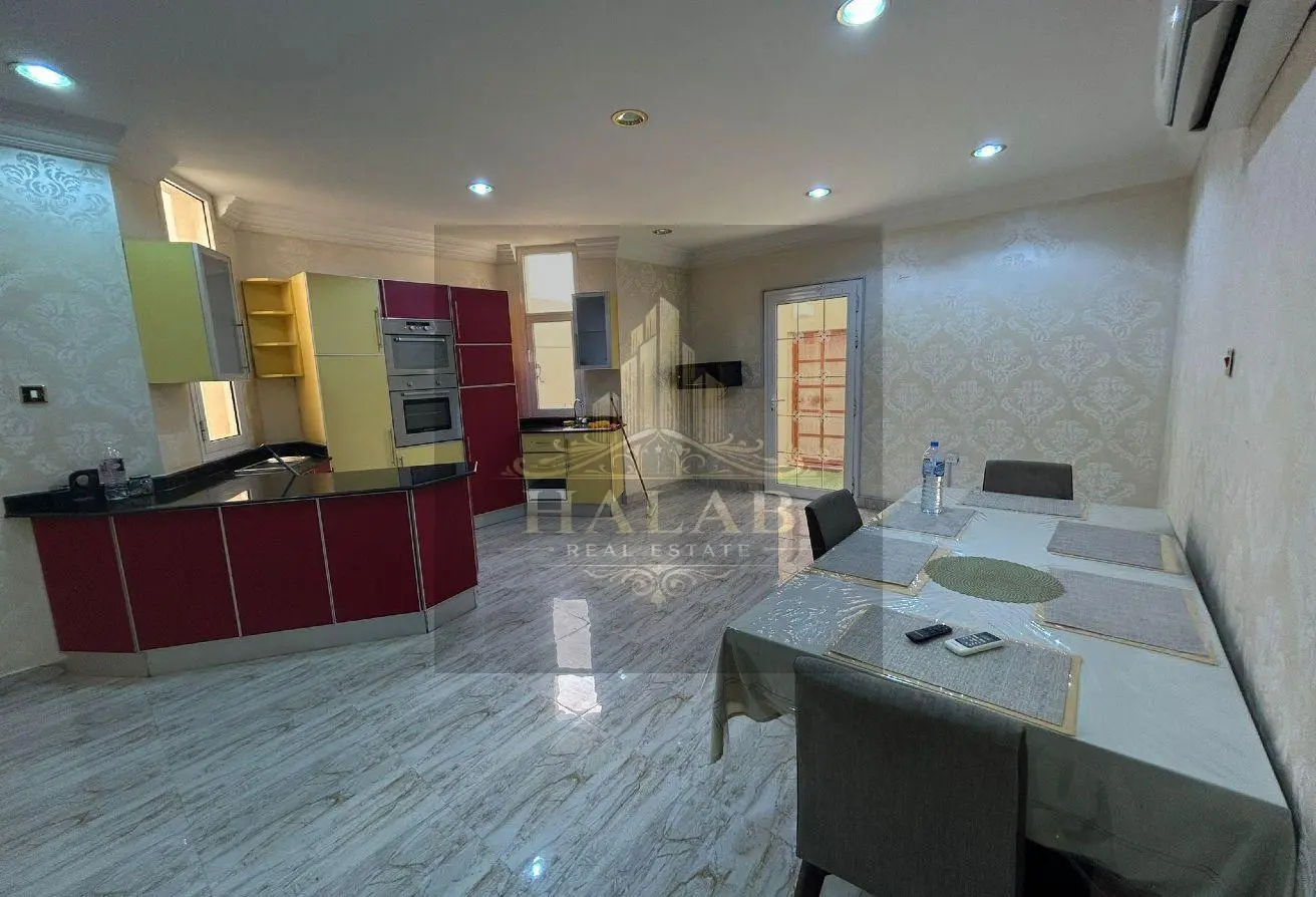 ELEGANT VILLA 6 bedrooms in MUAITHER