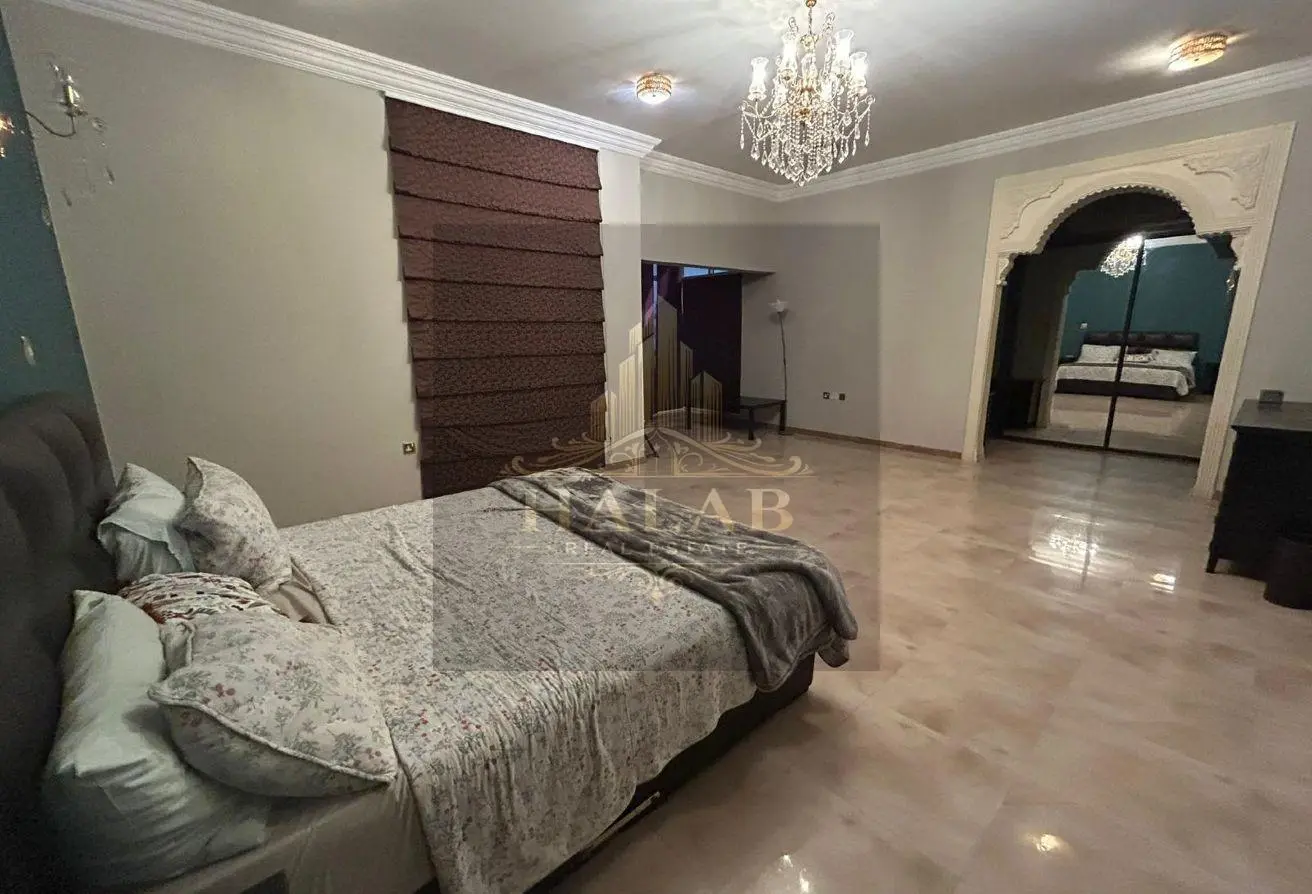ELEGANT VILLA 6 bedrooms in MUAITHER