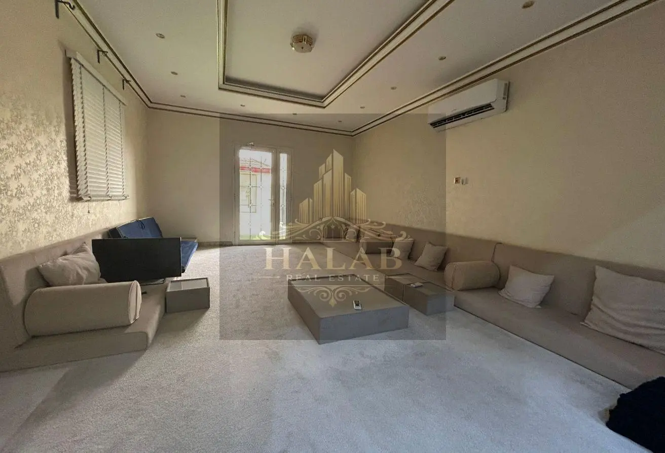 ELEGANT VILLA 6 bedrooms in MUAITHER