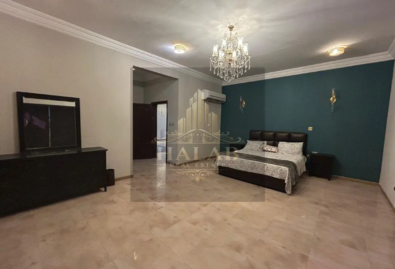 ELEGANT VILLA 6 bedrooms in MUAITHER