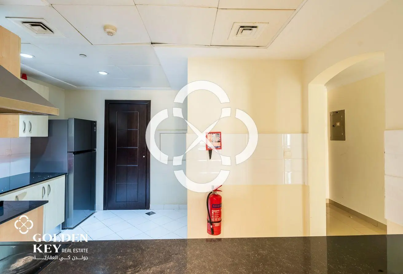 Bills included| Semi-Furnished 1-BR | Porto Arabia