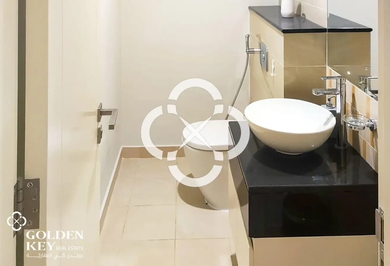 Modern 1 Bedroom | Furnished | Bills Included