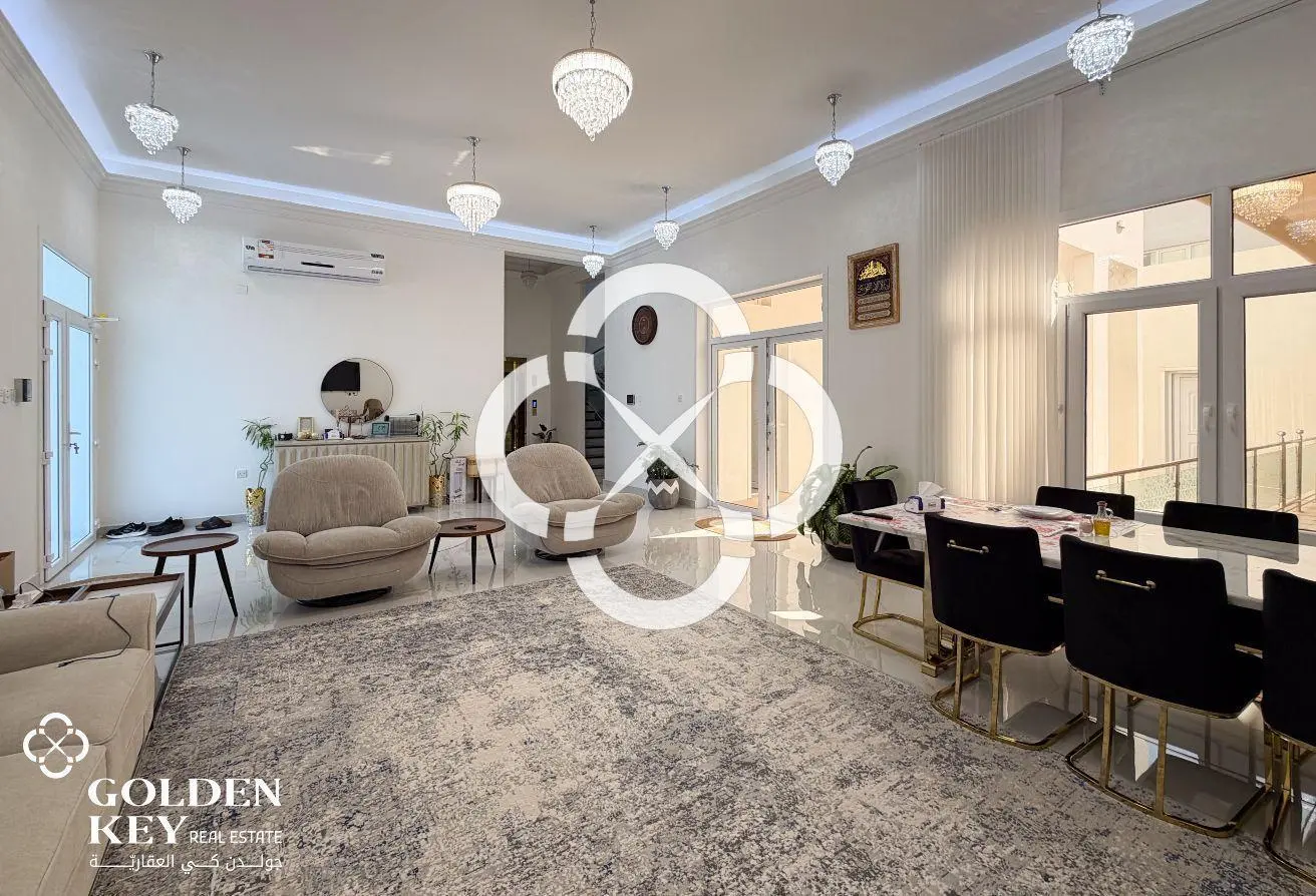 Villa w/ Private Pool 6 BR and Garden in Al Ruwais