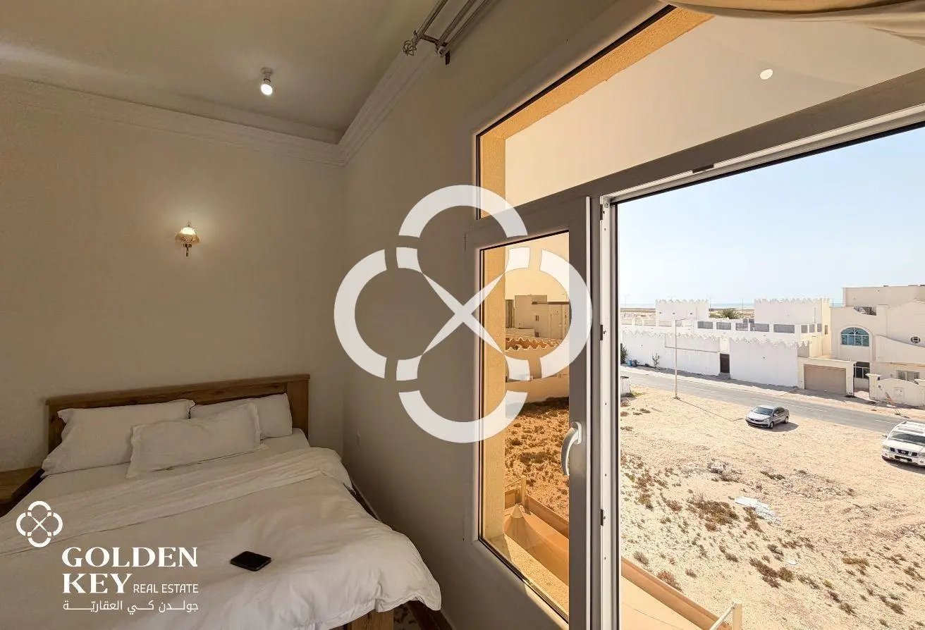 Villa w/ Private Pool 6 BR and Garden in Al Ruwais