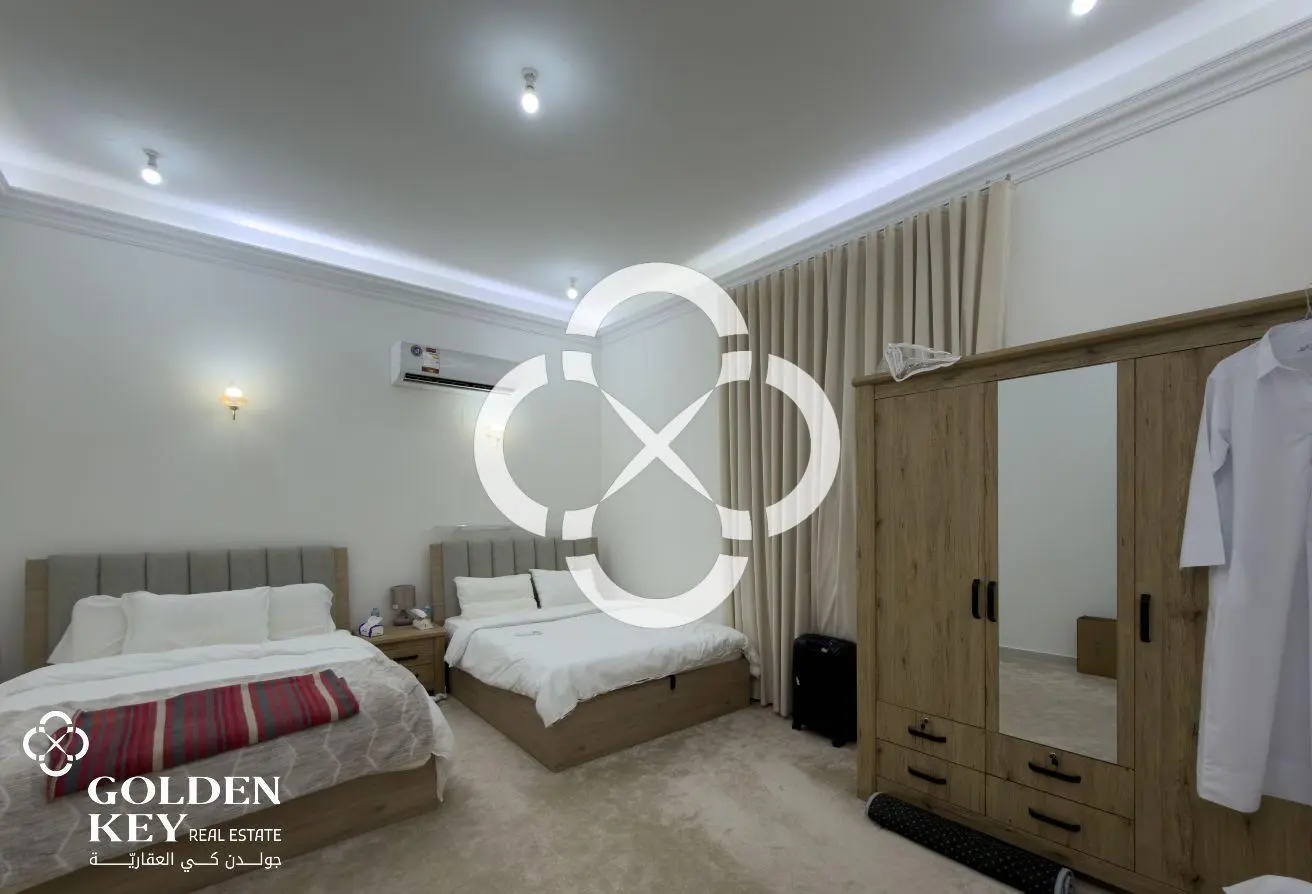 Villa w/ Private Pool 6 BR and Garden in Al Ruwais