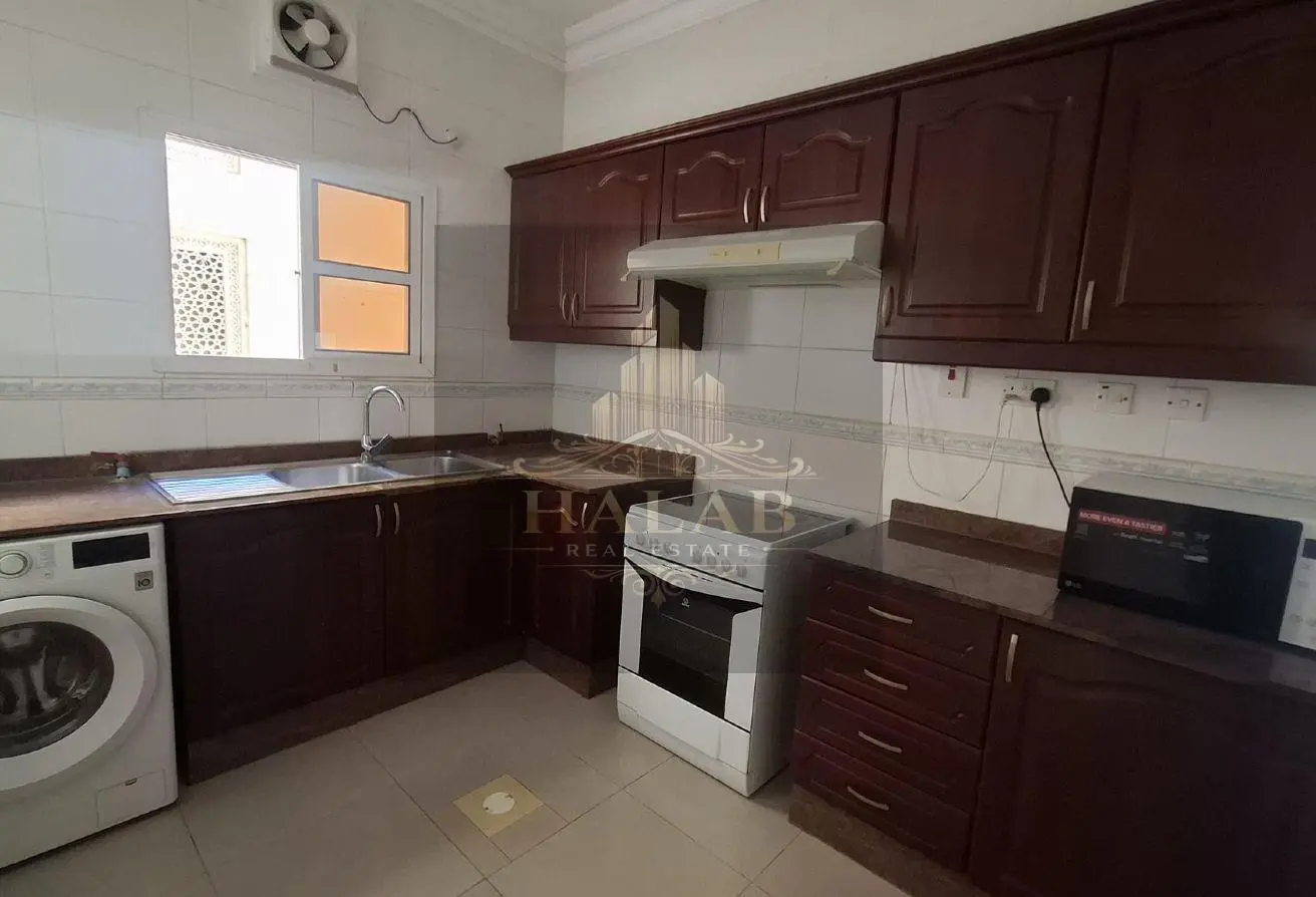 Spacious fully furnished 1BHK near metro MUSHIEREB