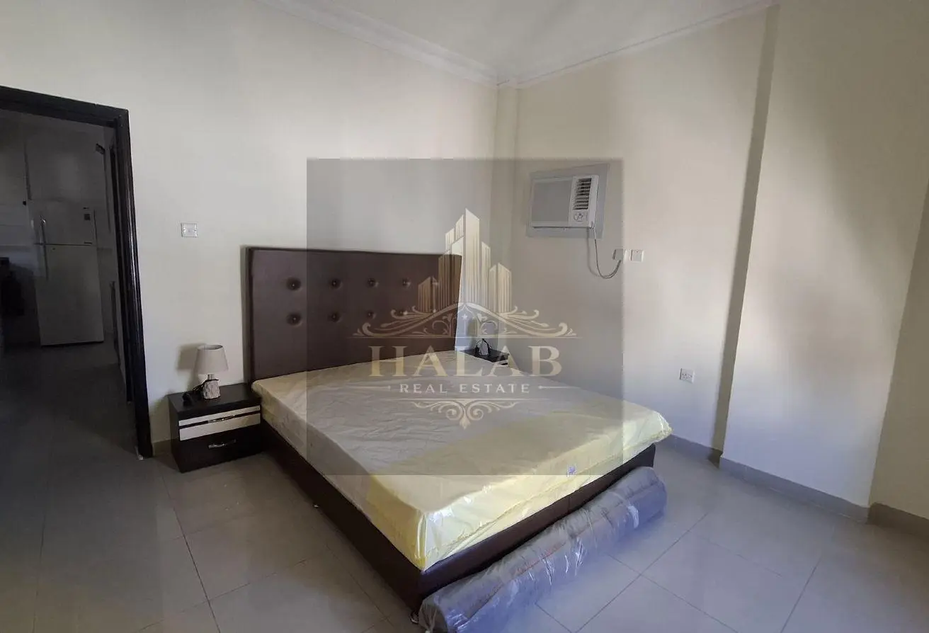 Spacious fully furnished 1BHK near metro MUSHIEREB