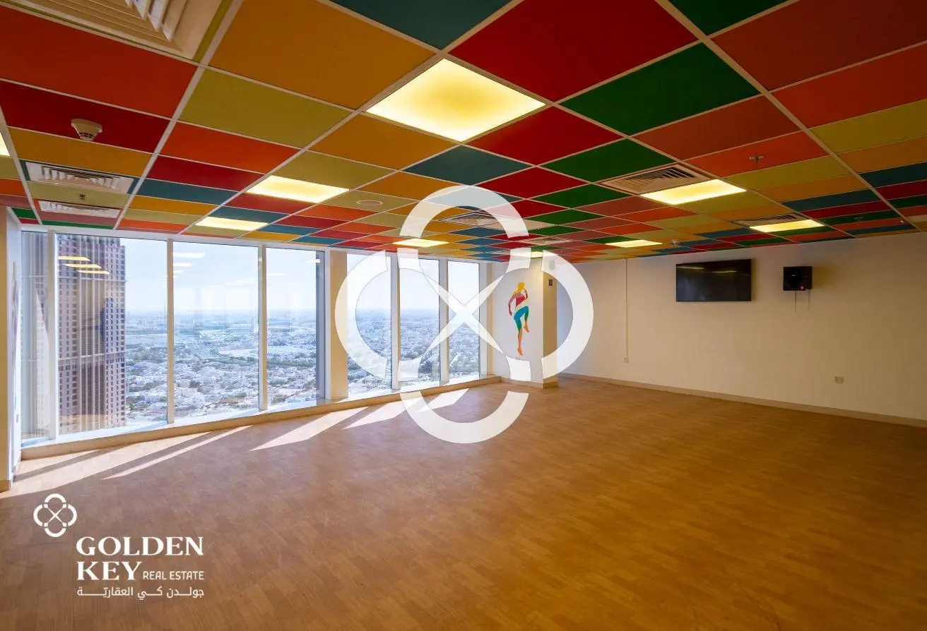 Stunning 2 Bedroom in West Bay |Cooling Included
