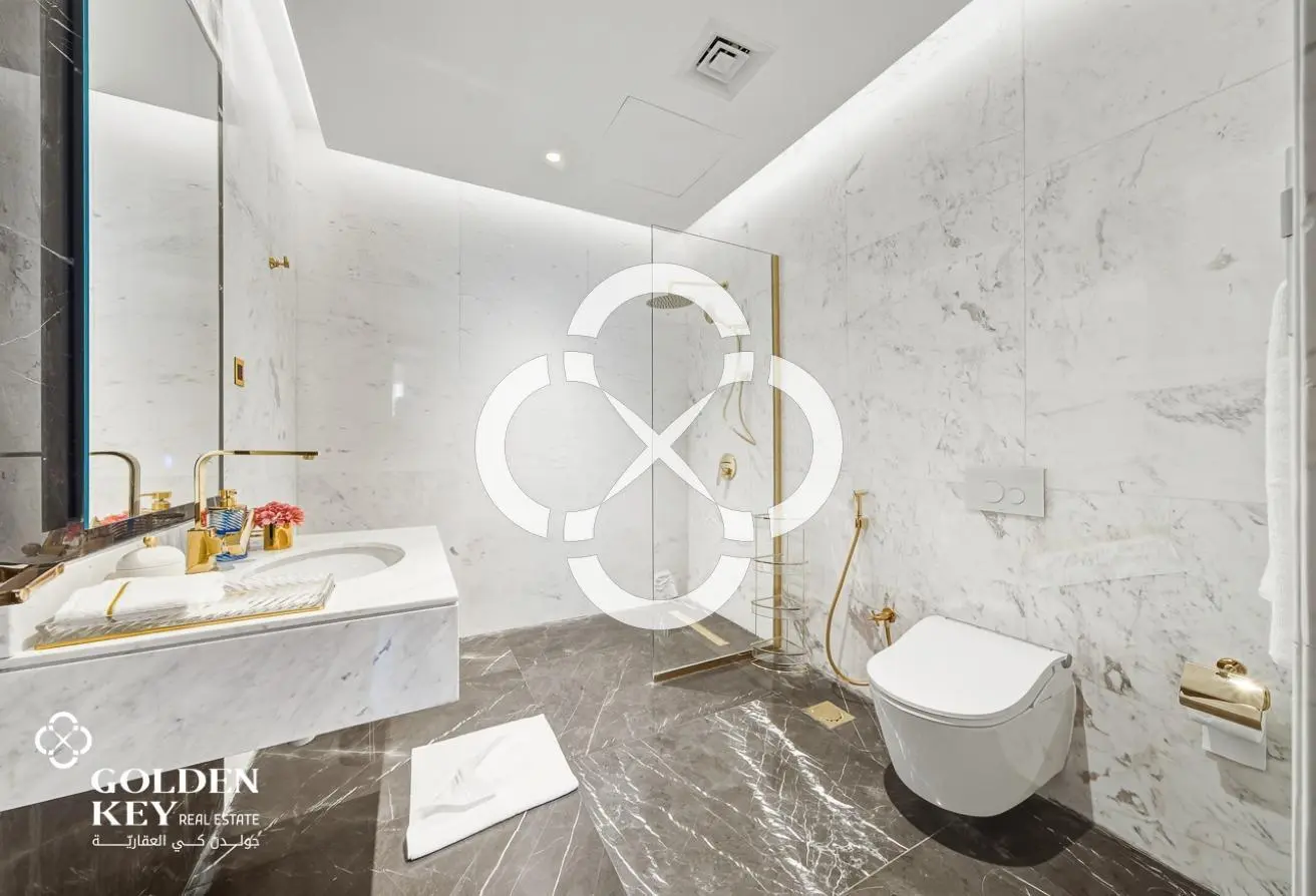 High-End Penthouse with Private Pool | Lusail City
