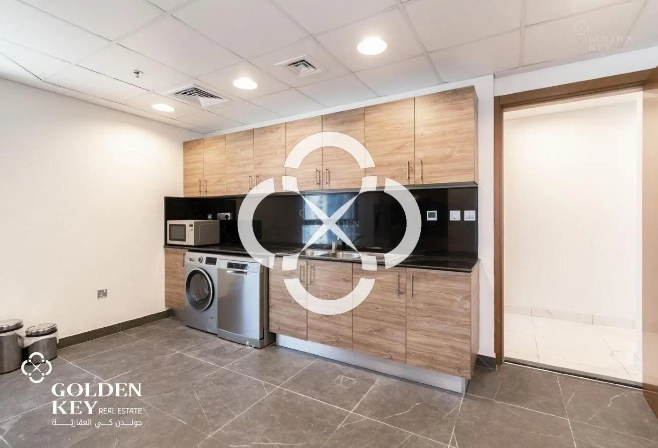 Fully Furnished | Ready 1 Bedroom in West Bay - view 3