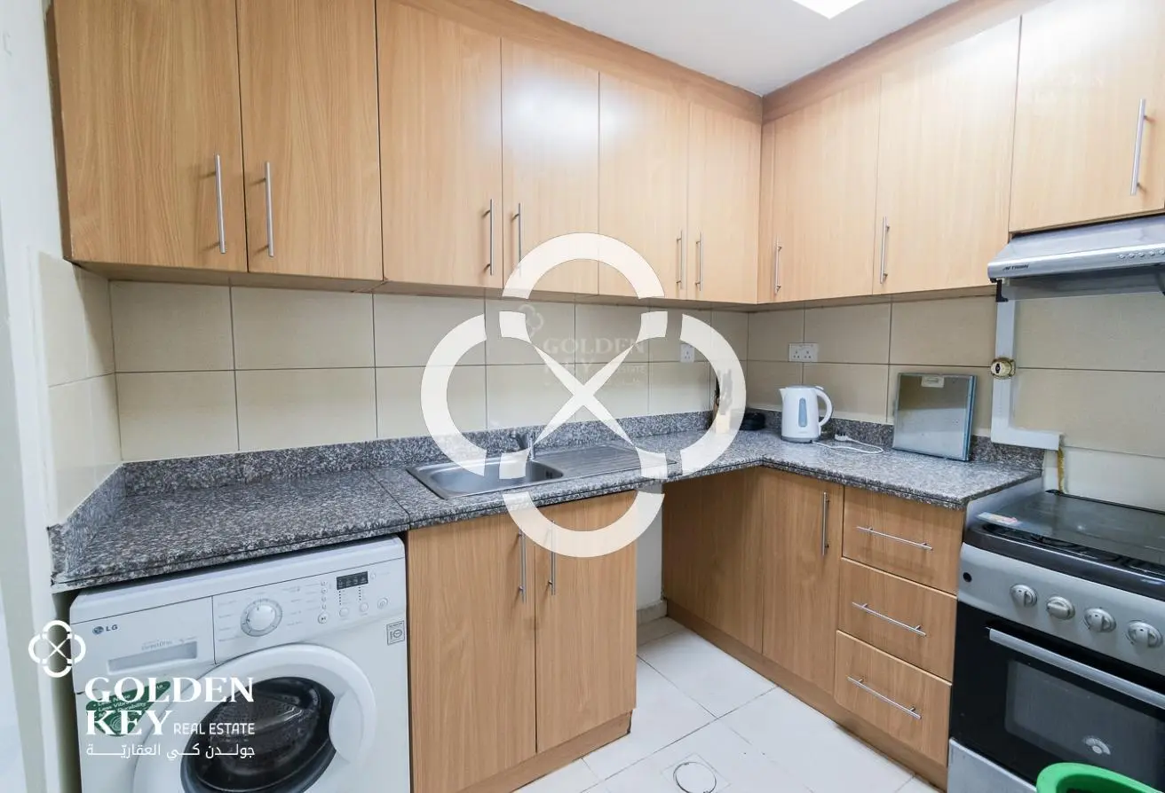 Move-in Ready | FF - 1BR with Balcony | Fox Hills