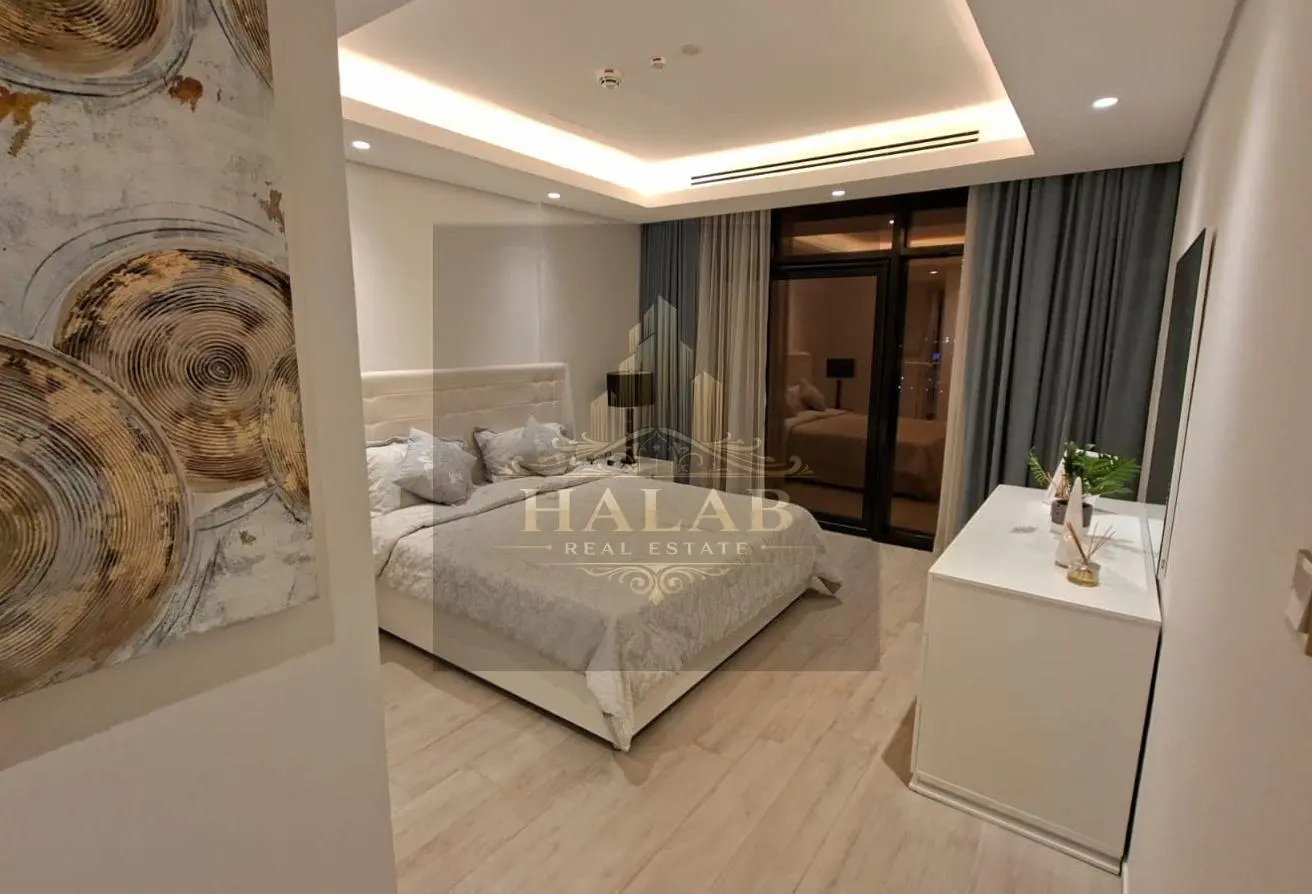 CHAIRMENT 3 Bedrooms FF INCLUDED BILLS in LUSAIL