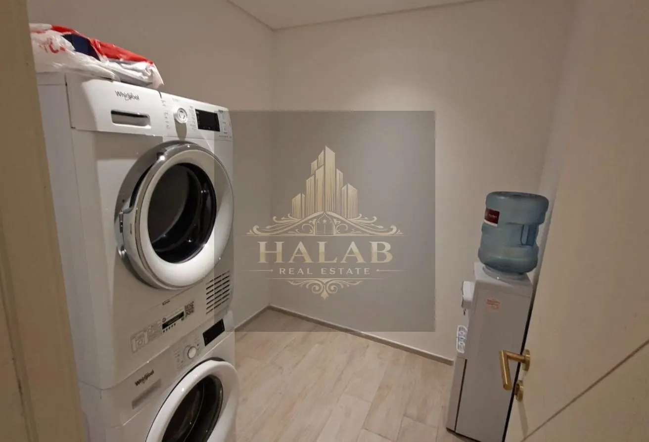 CHAIRMENT 3 Bedrooms FF INCLUDED BILLS in LUSAIL