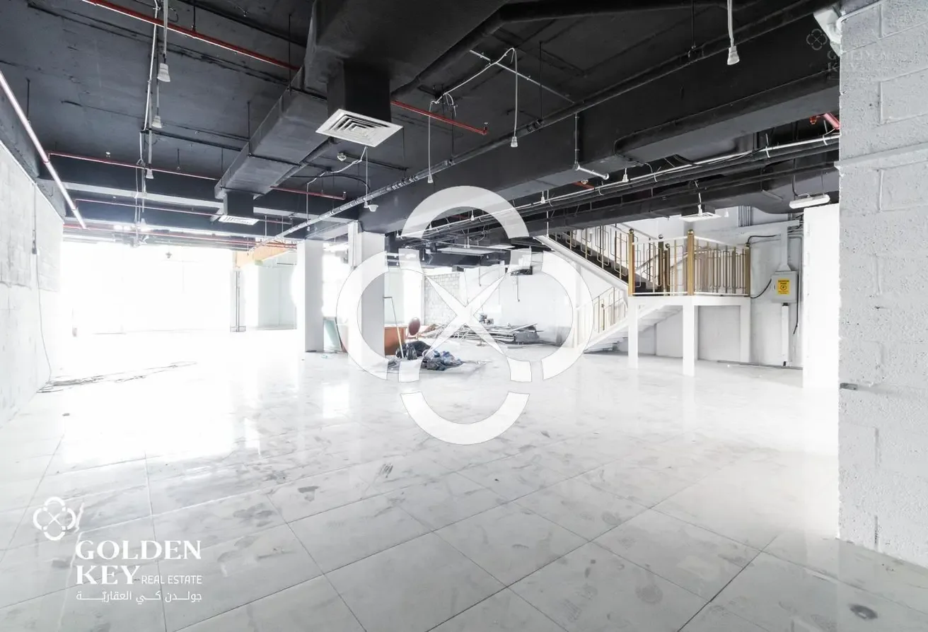 +9 Months Grace | Ready Showroom | Premium