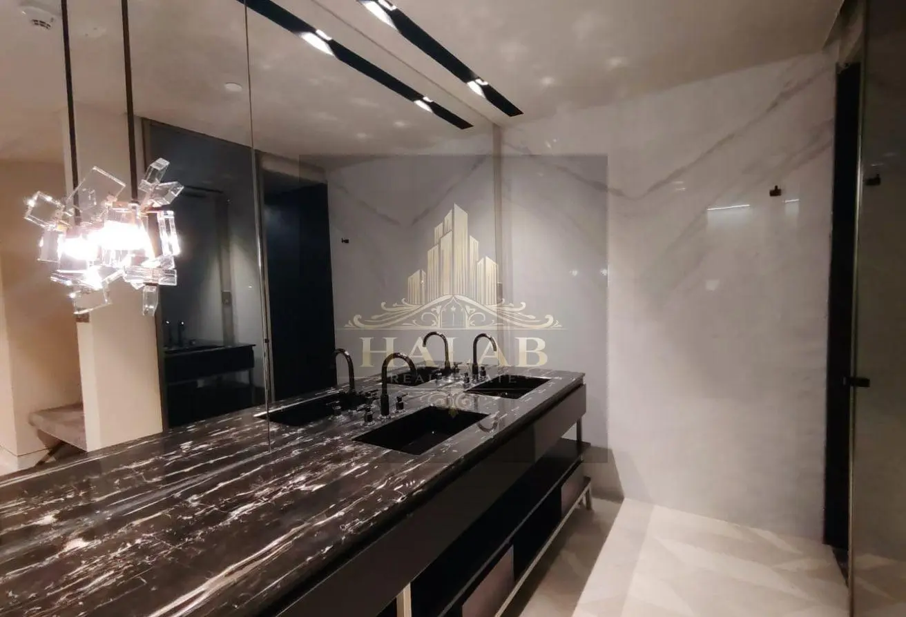Fancy 1BR FF Apt | Balcony | Porto Arabia