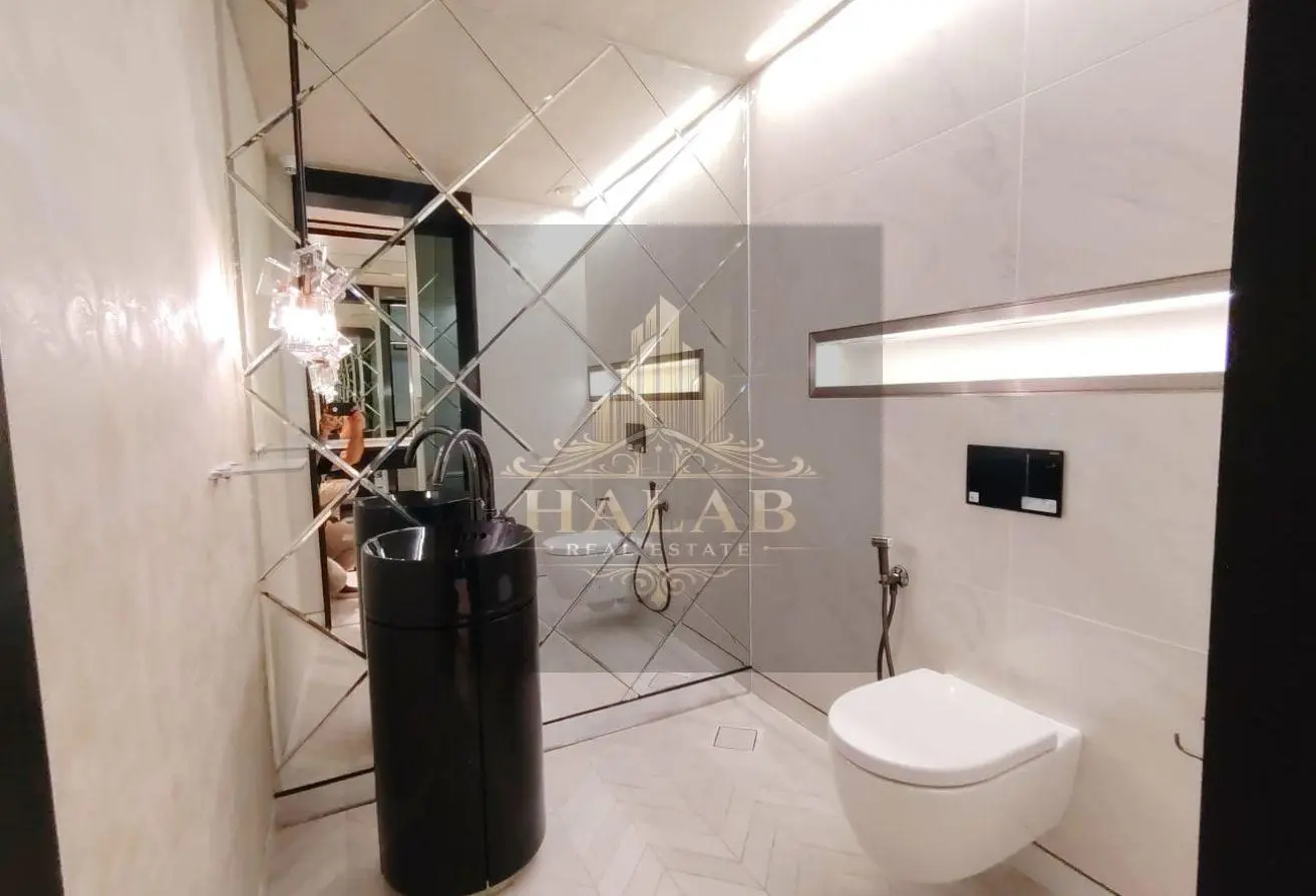 Fancy 1BR FF Apt | Balcony | Porto Arabia