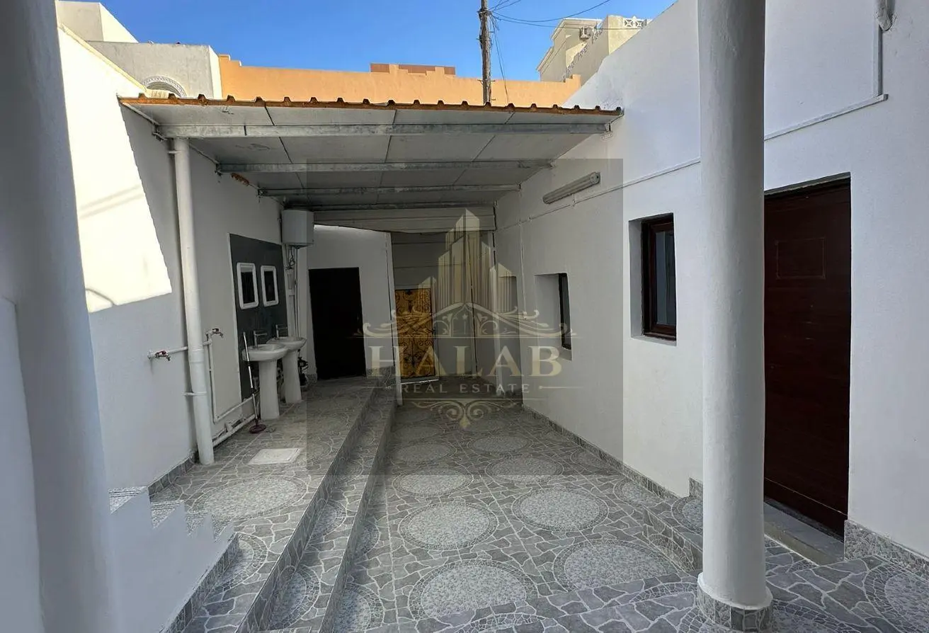 Standalone House for Rent in Bin Omran - view 3
