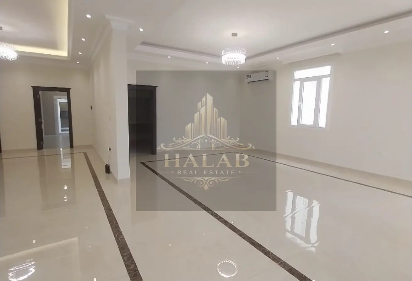 sale villa in Al Wukair New luxury independent