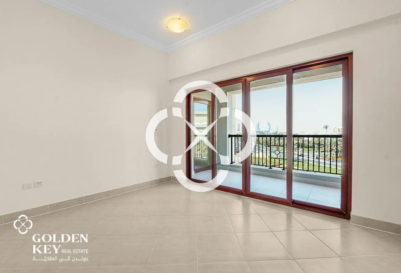 NO COMMISSION | Luxury 2 Bedroom |Cooling Included
